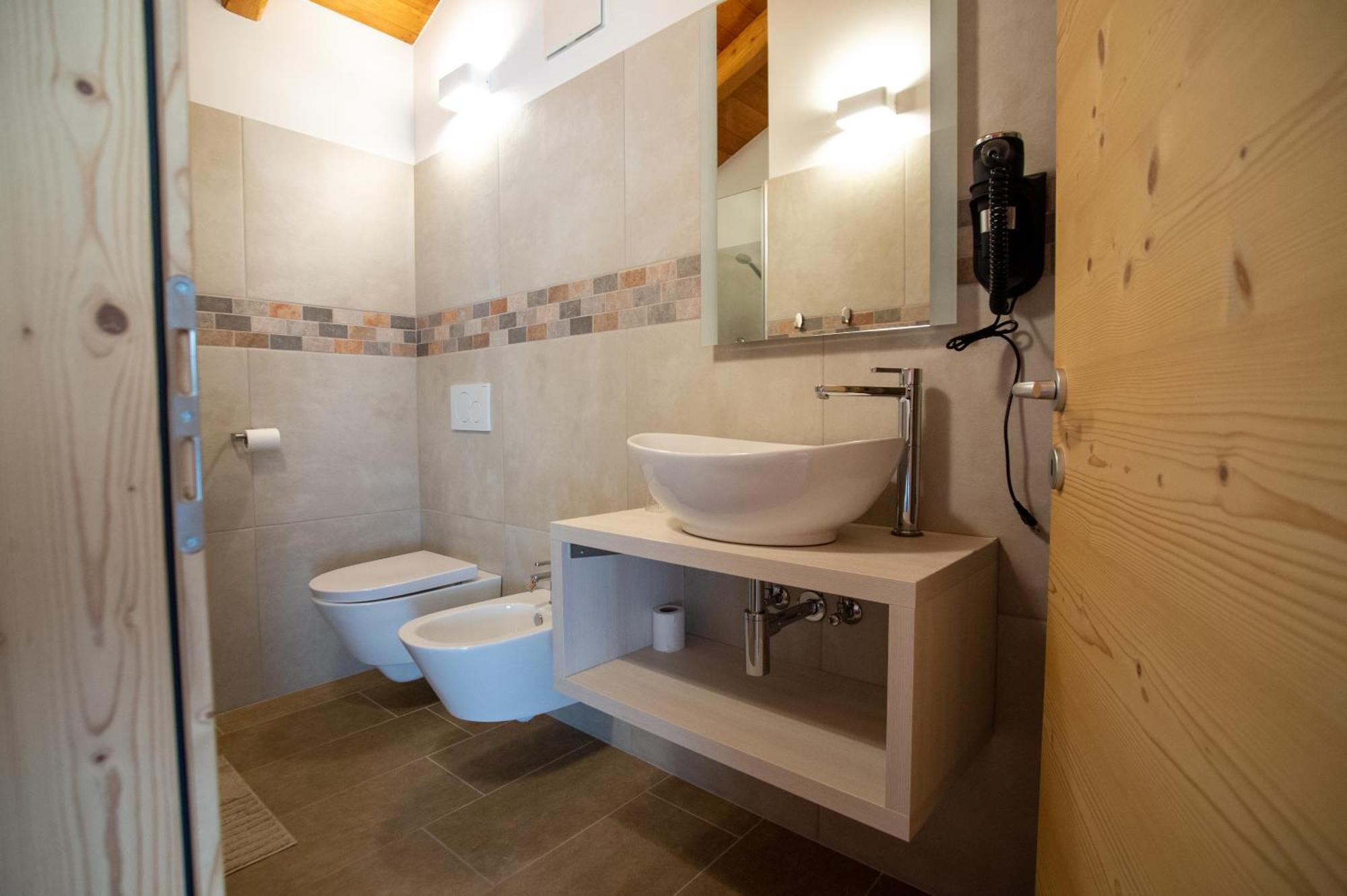La Lesivera Bed And Breakfast Tione di Trento Buitenkant foto